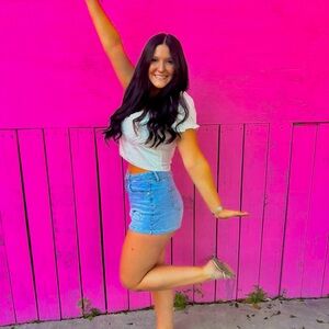 Meet your Posher, Natalie